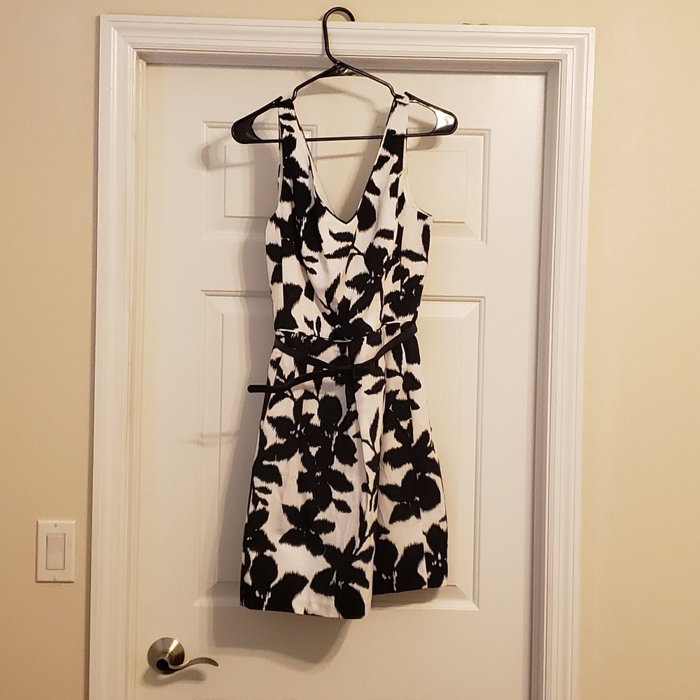 NWT Cute black and white dress